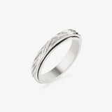 silver spinning molten ring